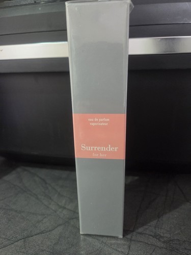 Avon surrender for her eau - avon,