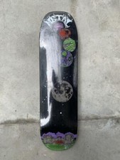 Metal Solstice Tavola