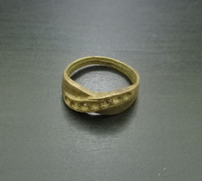 ANTICO ANELLO IN STILE ROMANO