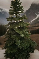 Albero di natale   Cm 210  Come Nuovo,Utilizzato 1 Solo Anno Imballo Originale .