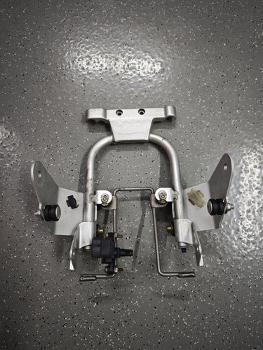 Ducati monster 900 supporto - ducati,