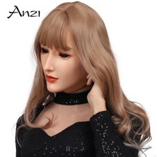 Maschere femminili in silicone