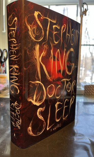 Doctor sleep novel by - a,