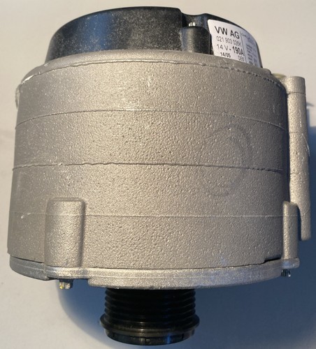 Alternatore trifase