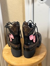 LOUIS VUITTON STAR TRAIL ANKLE