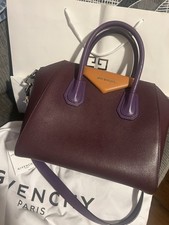 GIVENCHY Antigona Medium rosso