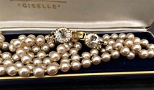 COLLANA CON PERLE ALTA BIGIOTTERIA