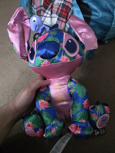 Stitch crashes disney - crashes,