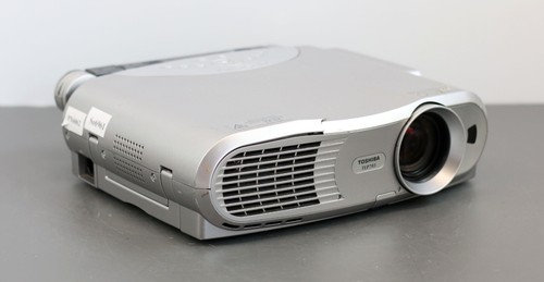 Proiettore lcd toshiba - proiettore,