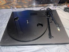 Pro-Ject Giradischi P12 Nero