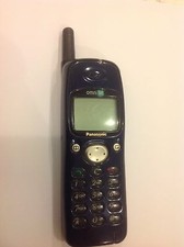 PANASONIC CELLULARE- GD 90 -  non funzionante leggere