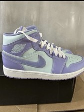 Air Jordan 1 Mid Purple