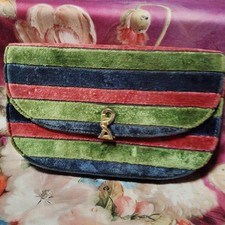 Pochette pochette vintage Roberta di Camerino 20 cm x 13 cm metallo usura tessuto pieghe