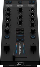 Native Instruments Traktor Z1 MK2 controller mixer compatto per DJ e scheda audio