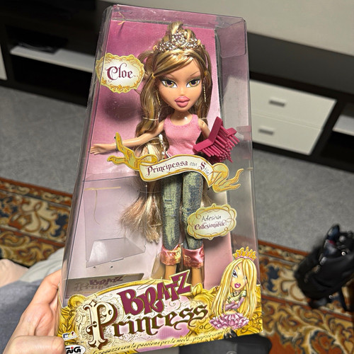 Bratz princess cloe - princess,