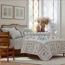 Rifle Paper Co. Lottie Quilt -