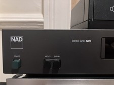 NAD Electronics modello 4225
