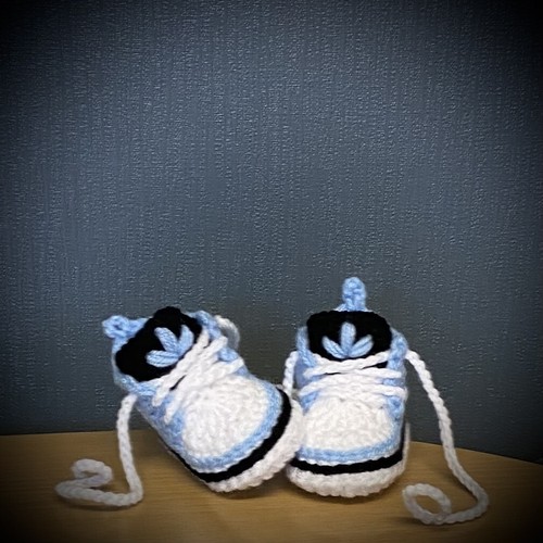 Scarpe bambino all'uncinetto