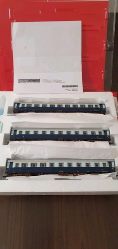Set tre vetture - livrea, treno