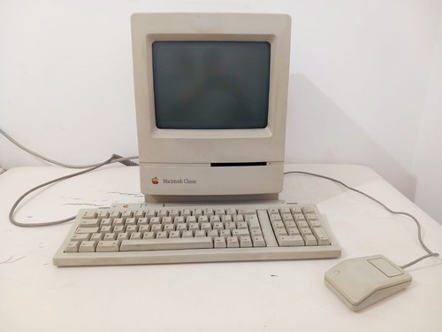 Computer macintosh classic - macintosh,