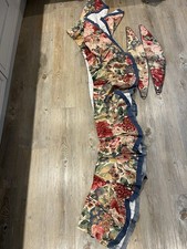 Tenda lunga Sanderson rosa e peonia pelliccia e cravatte tessuto resto