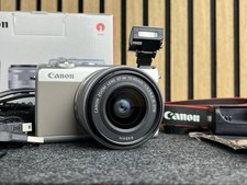 🔥 Kit Canon EOS M100 EF-M