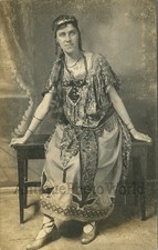 Bella donna in fantastico