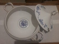 Zuppiera in porcellana di
