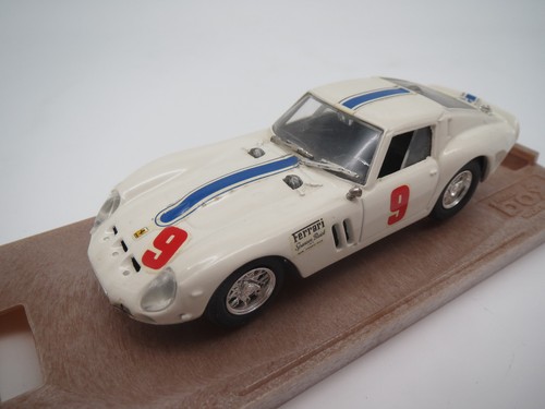 Model box 8433 ferrari - 250, gto