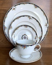 Wedgwood OSBORNE 5 Pezzi
