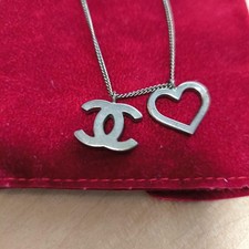 Collana con ciondolo cuore