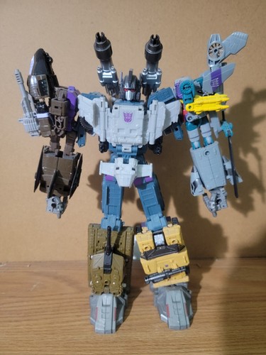 Transformers combiner wars - transformers,