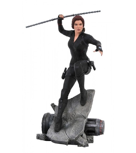 Marvel black widow - statue,