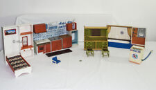 Lotto Arredi Casa Bambole Doll House Legno Latta Tomy Vintage no(Lac Ingap)-1PH