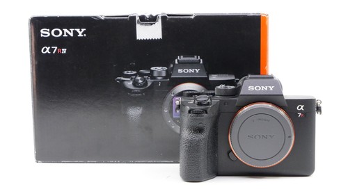 Sony alpha a7r solo - alpha,