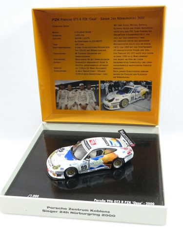 Minichamps 403006999 - 1:43,