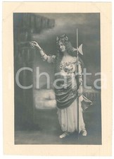 1920 ca ITALIA - TEATRO Attrice in costume da valchiria - Foto BETTINI - LIVORNO