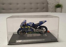 HONDA RC211 SETE GIBERNAU MODELLINO STATICO SCALA 1:24 DA COLLEZZIONE 2004