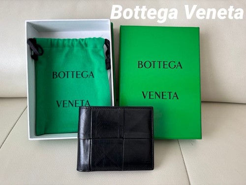 Articolo bottega veneta - bottega,
