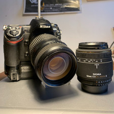 NIKON D300s + Battery Grip + 2