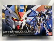 BANDAI RG 1/144 Strike Freedom