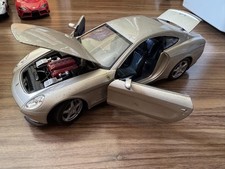 Ferrari Minicar 1/18 Gold