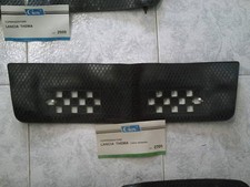 Mascherina gomma d'epoca copri proteggi radiatore Lancia Thema parte inf. 2701