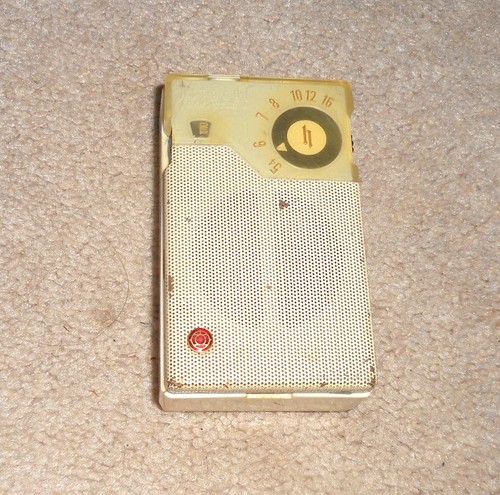 Radio vintage hitachi modello - radio,