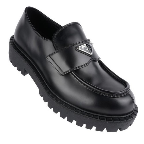 Prada triangular logo leather - prada,