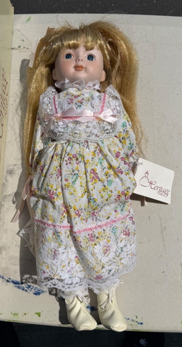 Vintage 1980s heritage - vintage,
