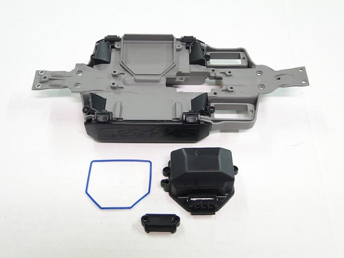 Nuovo traxxas e revo - traxxas, 1/16