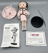 BETTY BOOP "SOPHISTICATION"