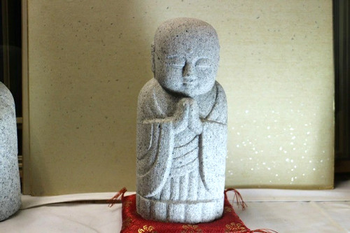 Statua pietra jizo - statua, in