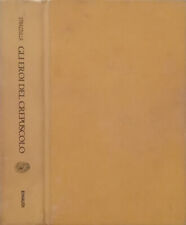 Gli eroi del crepuscolo. . Chiara Strazzulla. 2008. .